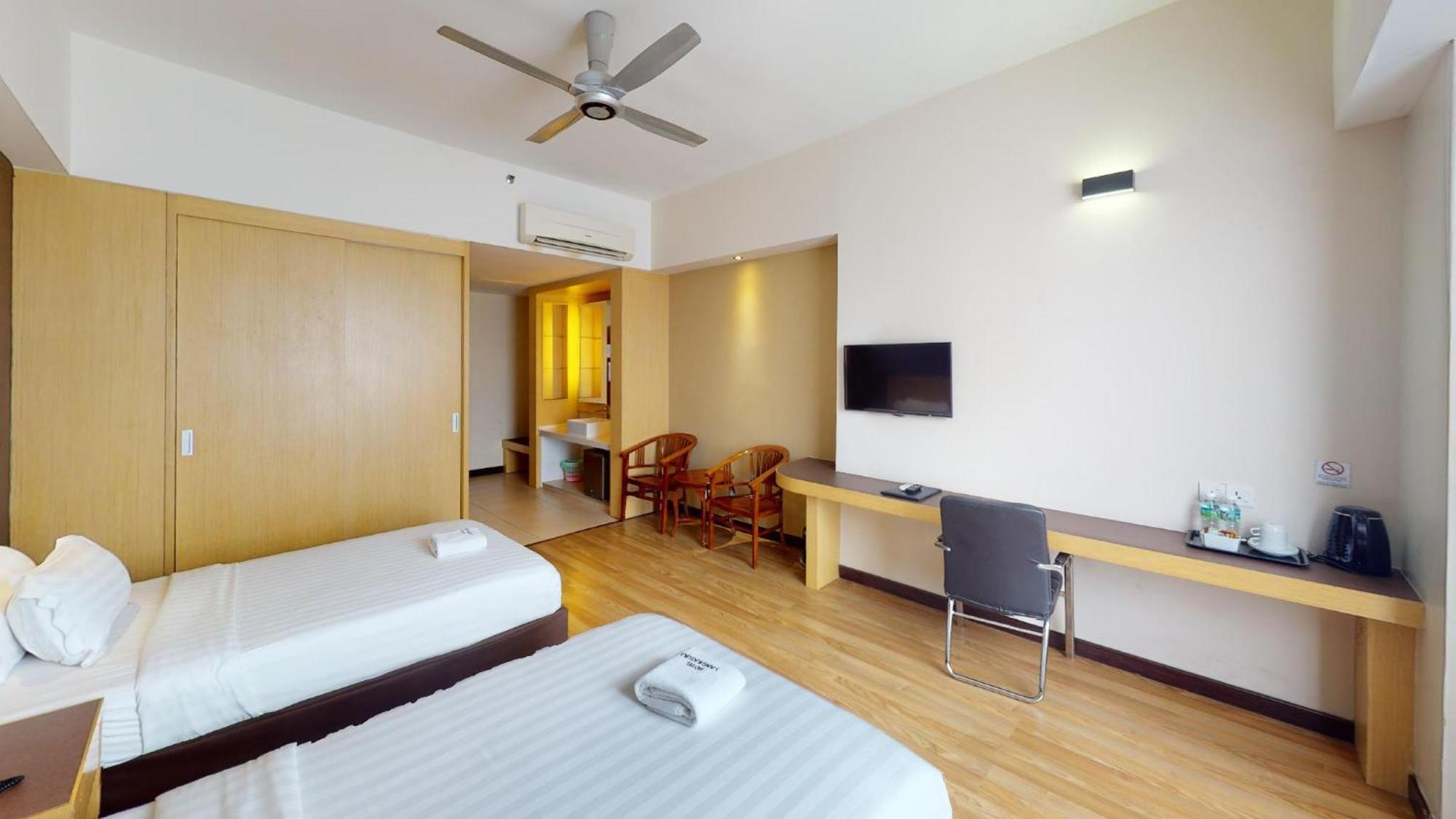 Hotel Langkasuka Langkawi 3*